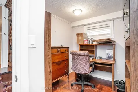 23 Dunster Crescent Brampton ON L6T 3J8