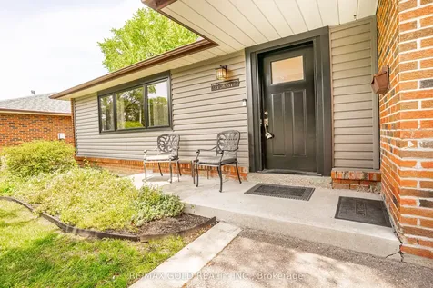 23 Dunster Crescent Brampton ON L6T 3J8