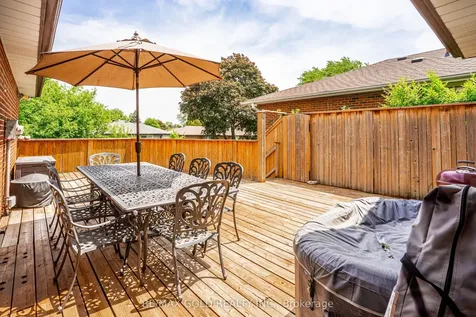 23 Dunster Crescent Brampton ON L6T 3J8