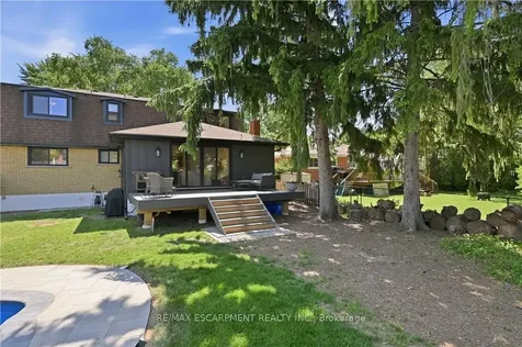 521 Dynes Road Burlington ON L7N 2V1