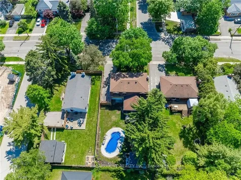 521 Dynes Road Burlington ON L7N 2V1