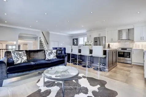 34 Kenninghall Boulevard Mississauga ON L5N 1J4