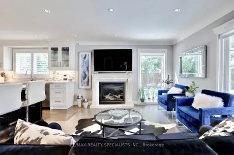 34 Kenninghall Boulevard Mississauga ON L5N 1J4