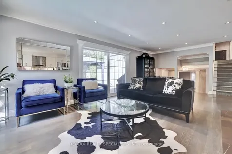 34 Kenninghall Boulevard Mississauga ON L5N 1J4