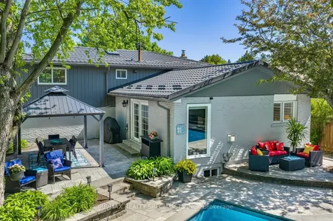 34 Kenninghall Boulevard Mississauga ON L5N 1J4