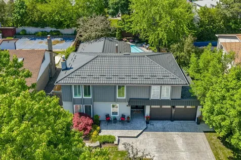 34 Kenninghall Boulevard Mississauga ON L5N 1J4