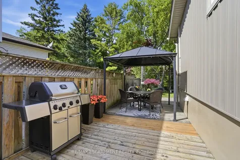 345 Erindale Drive Burlington ON L7L 4T3
