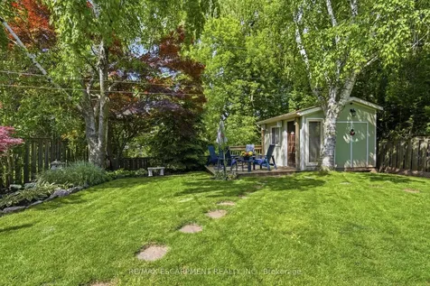 345 Erindale Drive Burlington ON L7L 4T3