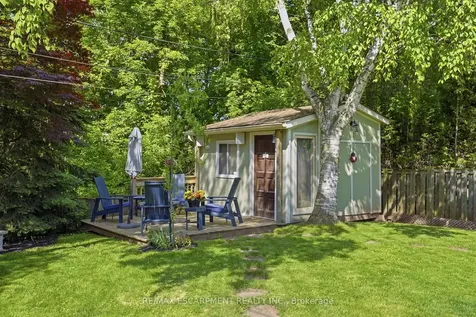 345 Erindale Drive Burlington ON L7L 4T3