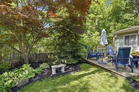 345 Erindale Drive Burlington ON L7L 4T3