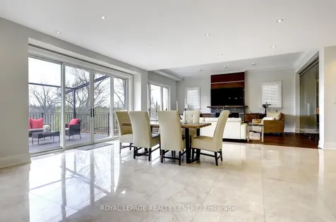 31 Plainsman Road Mississauga ON L5N 1C4