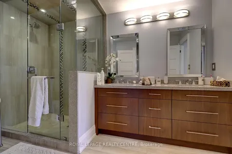 31 Plainsman Road Mississauga ON L5N 1C4