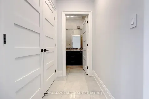 31 Plainsman Road Mississauga ON L5N 1C4