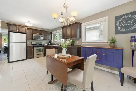 1063 Maplehurst Avenue Burlington ON L7T 3G3
