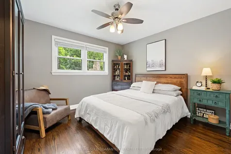 1063 Maplehurst Avenue Burlington ON L7T 3G3