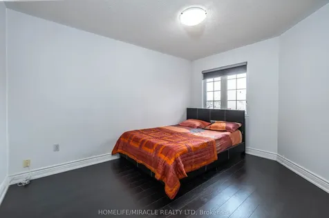 17 Baha Crescent Brampton ON L7A 2J2