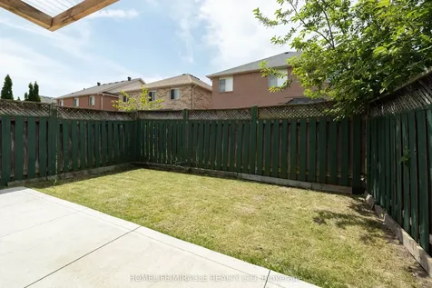 17 Baha Crescent Brampton ON L7A 2J2