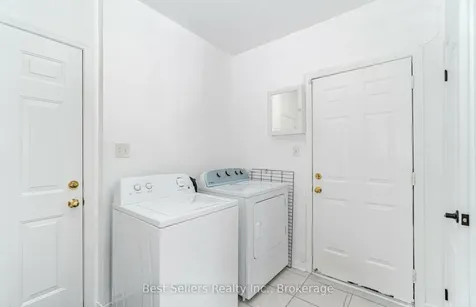 4 Beresford Crescent Brampton ON L6P 2M3