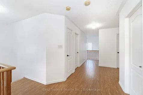 4 Beresford Crescent Brampton ON L6P 2M3