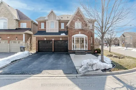 4 Beresford Crescent Brampton ON L6P 2M3