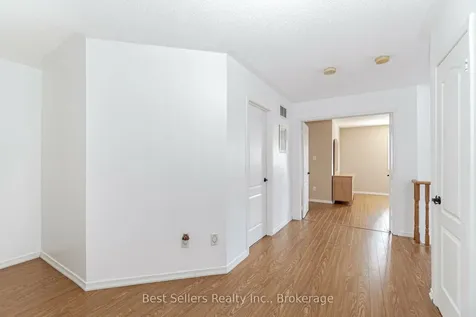 4 Beresford Crescent Brampton ON L6P 2M3