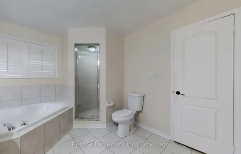 4 Beresford Crescent Brampton ON L6P 2M3