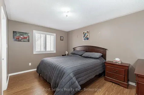 4 Beresford Crescent Brampton ON L6P 2M3