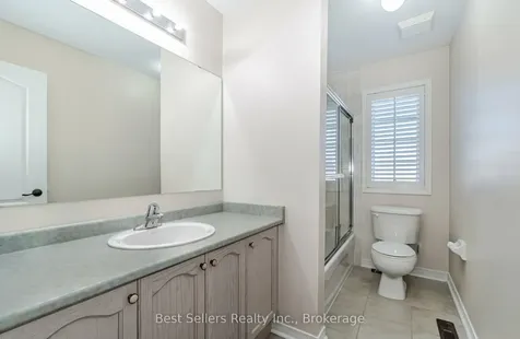 4 Beresford Crescent Brampton ON L6P 2M3