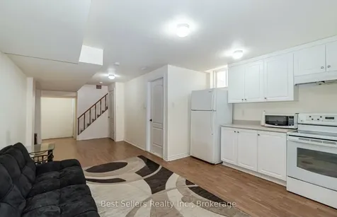4 Beresford Crescent Brampton ON L6P 2M3