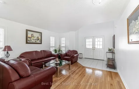 4 Beresford Crescent Brampton ON L6P 2M3