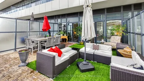 20 Shore Breeze Drive Toronto ON M8V 0C7
