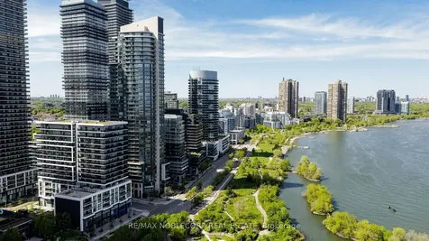 20 Shore Breeze Drive Toronto ON M8V 0C7