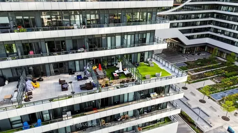 20 Shore Breeze Drive Toronto ON M8V 0C7