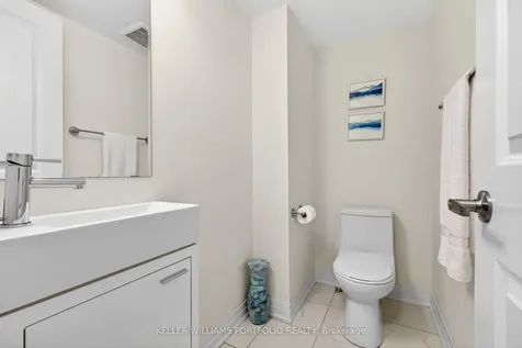 171 William Duncan Road Toronto ON M3K 0B7