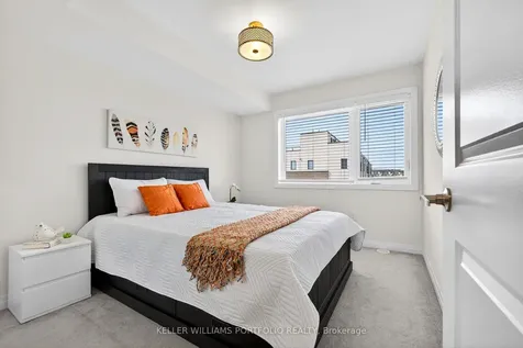 171 William Duncan Road Toronto ON M3K 0B7