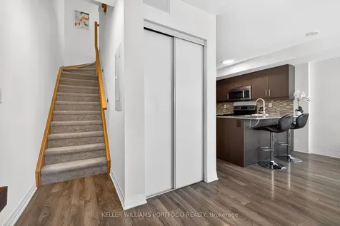 171 William Duncan Road Toronto ON M3K 0B7