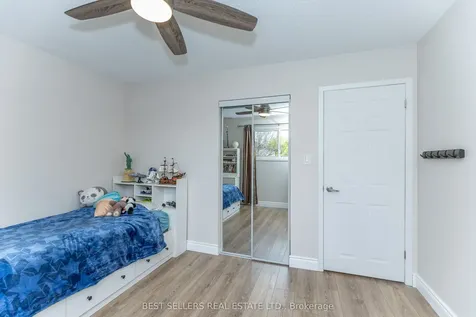 2554 Palisander Avenue Mississauga ON L5B 2L2