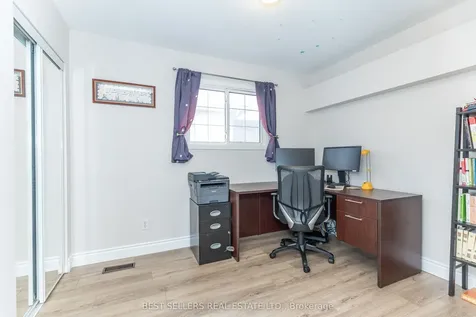 2554 Palisander Avenue Mississauga ON L5B 2L2