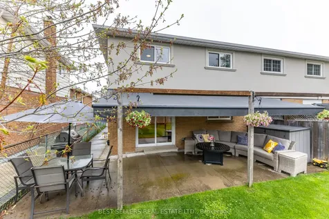 2554 Palisander Avenue Mississauga ON L5B 2L2