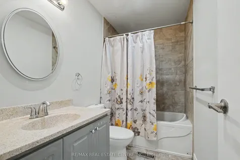 53 Mcmullen Crescent Brampton ON L6S 3M2
