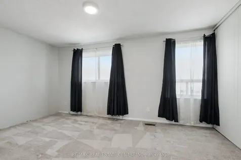53 Mcmullen Crescent Brampton ON L6S 3M2