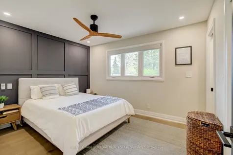 5226 Spruce Avenue Burlington ON L7L 1N1