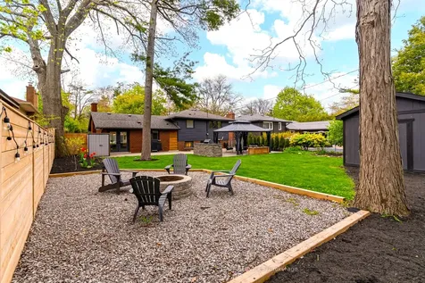 5226 Spruce Avenue Burlington ON L7L 1N1