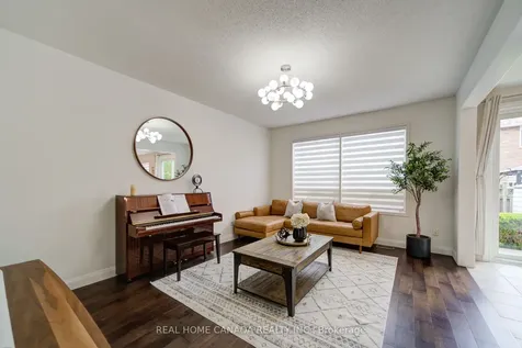 952 Huffman Crescent Milton ON L9T 6M7