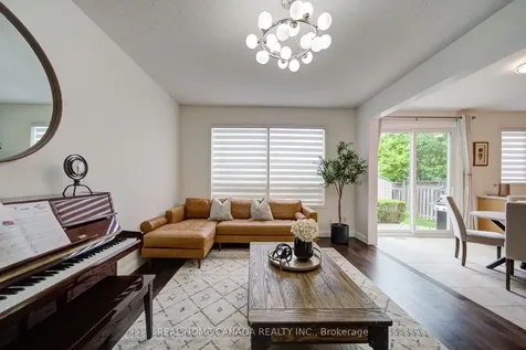 952 Huffman Crescent Milton ON L9T 6M7