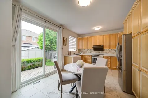 952 Huffman Crescent Milton ON L9T 6M7