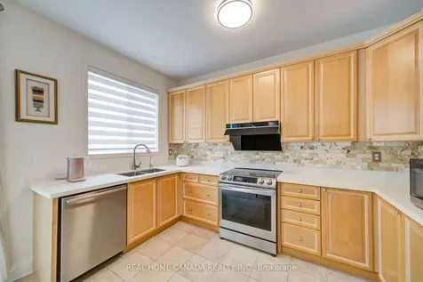 952 Huffman Crescent Milton ON L9T 6M7