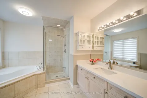 952 Huffman Crescent Milton ON L9T 6M7