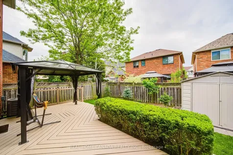 952 Huffman Crescent Milton ON L9T 6M7