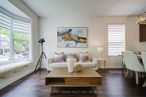 952 Huffman Crescent Milton ON L9T 6M7